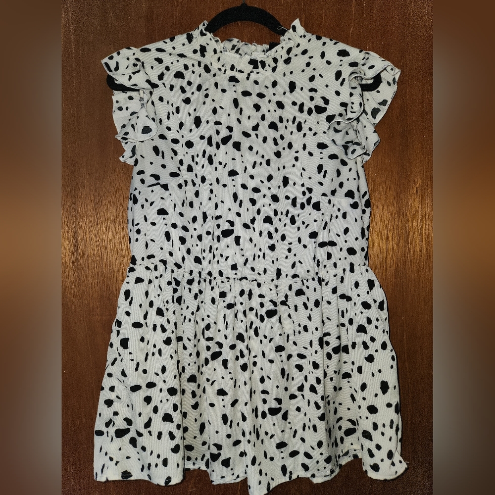 Shein curve 0x cream and black blouse